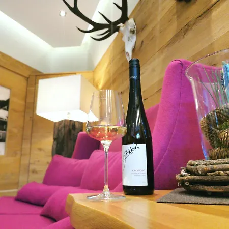 Angerwirt فندق 4*