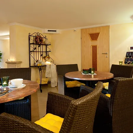 Hotel Angerwirt Cosy 4*